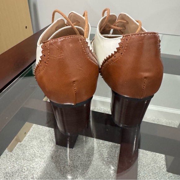 Women’s Oxford Leather Lace-up Mid Chunky Heel - Picture 6 of 8